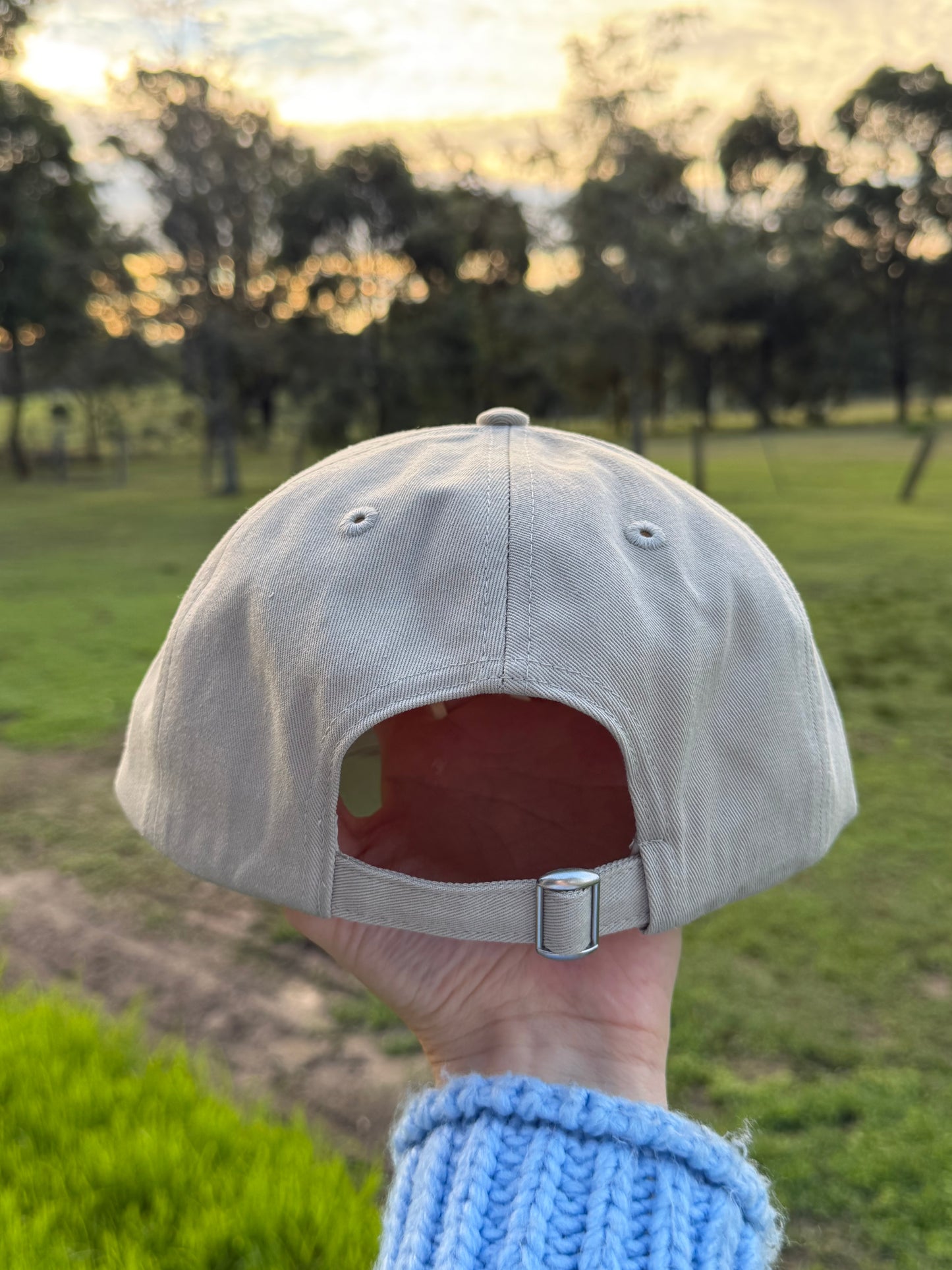 “Just a girl and her horse” Cap in beige