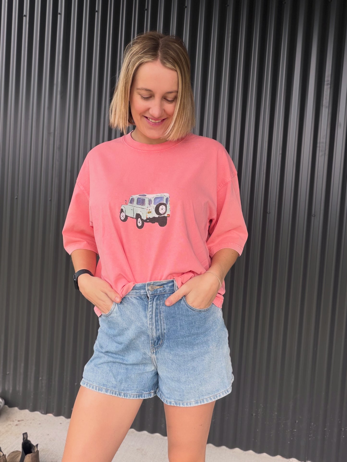 “The Land-rover Defender” T- shirt in pink